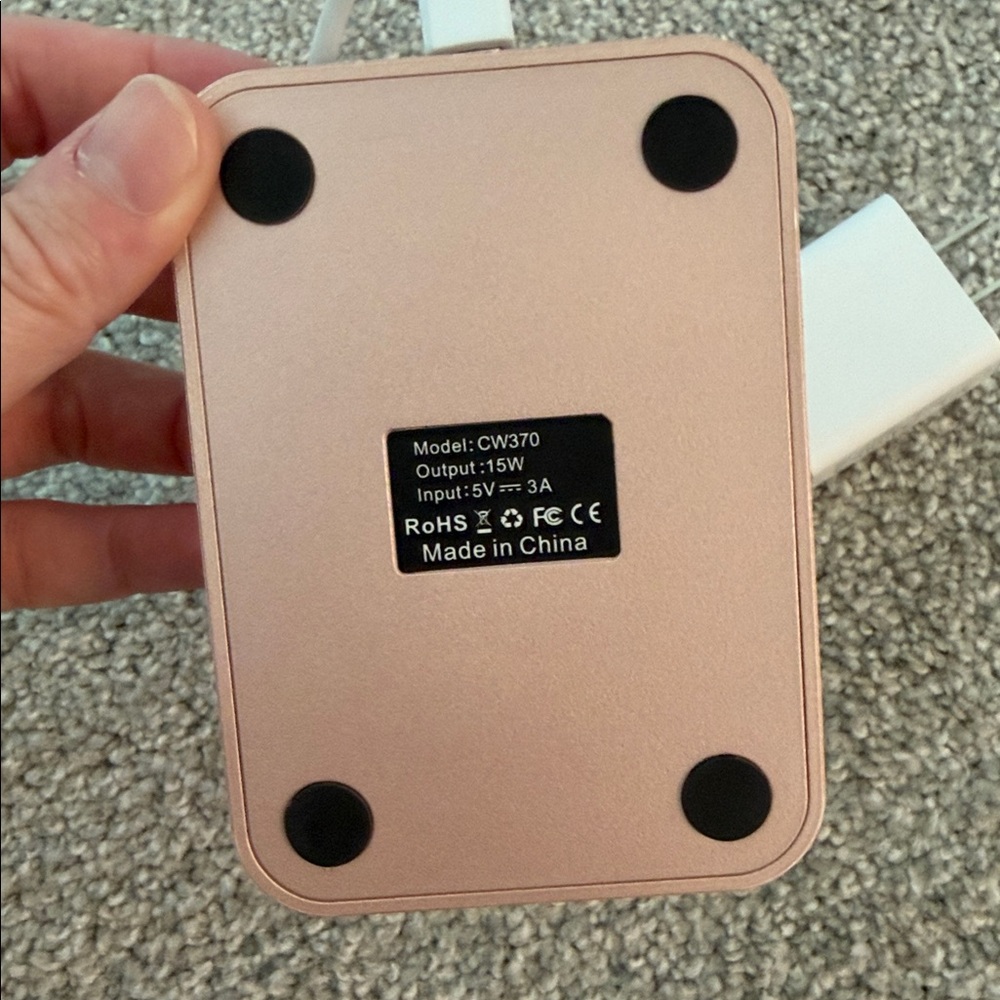 Apple 3 in 1 charging station - Picture 4 of 6